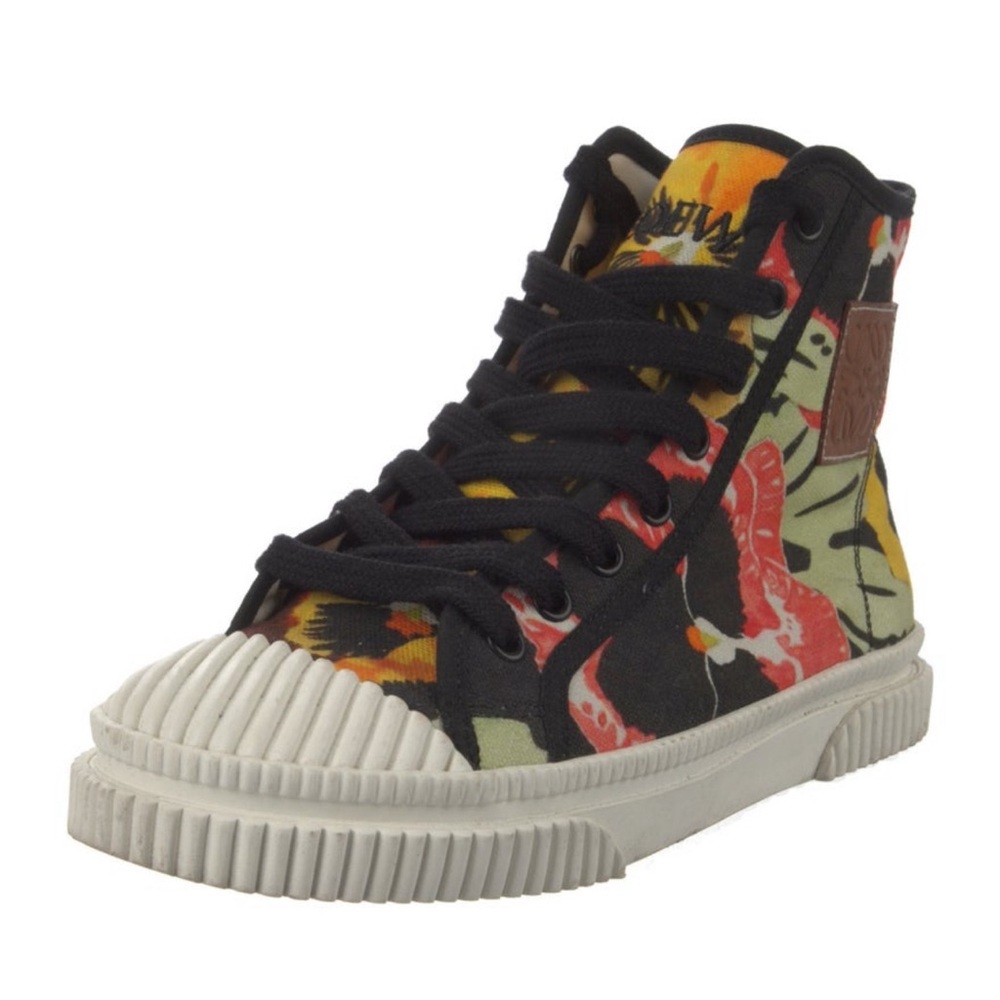 AUTHENTIC Loewe sneakers